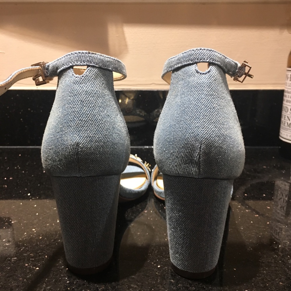 Jessica Simpson Heels - Picture 2 of 3